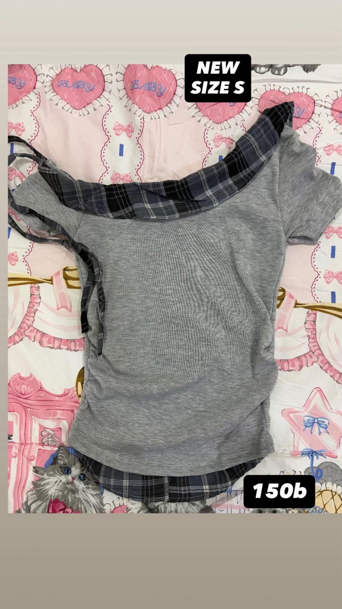 OFF SHOULDER TOP